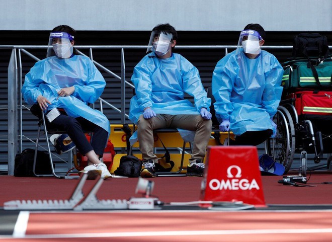 Vì sao Nhật Bản kiên quyết tổ chức Olympic 2020 dù dịch bệnh chưa yên? - Ảnh 1.