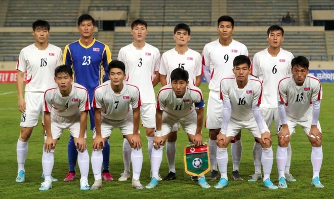 ĐT Triều Tiên rút khỏi vòng loại World Cup 2022 - Ảnh 1.
