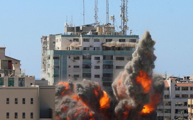 Israel tấn công các mục tiêu của Hamas ở Dải Gaza. Ảnh: RT.