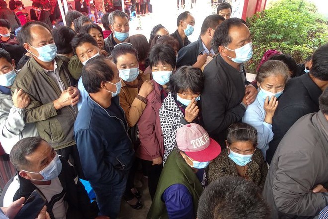 Bóng ma COVID-19 trở lại, TQ hành động thần tốc: Trong 1 ngày tiêm gần 14 triệu liều vaccine - Ảnh 1.