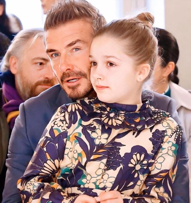 David Beckham tận tay chuẩn bị bữa trưa cho cô con gái út, fan tan chảy khi thấy món ăn của ông bố quốc dân - Ảnh 3.