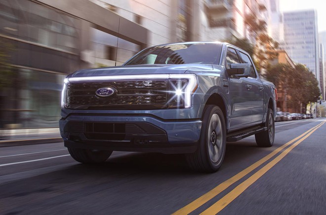 Bán tải mới Ford F-150 Lightning: Công suất đáng kinh ngạc, cấp ngược điện cho ngôi nhà - Ảnh 1.