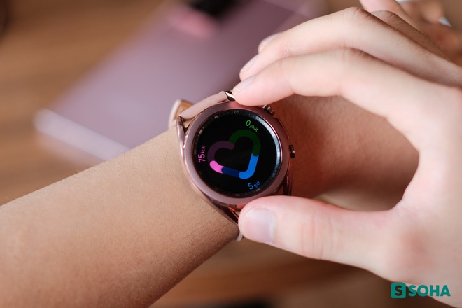 Nếu không dùng iPhone thì đâu là chiếc smartwatch đáng mua nhất cho bạn? - Ảnh 7. Nếu không dùng iPhone thì đâu là chiếc smartwatch đáng mua nhất cho bạn? - Ảnh 7.