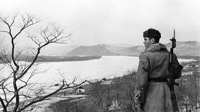 Gorbachev cho không Bắc Kinh đảo của Liên Xô và thỏa thuận vẽ lại biên giới bí mật với TQ - Ảnh 2.