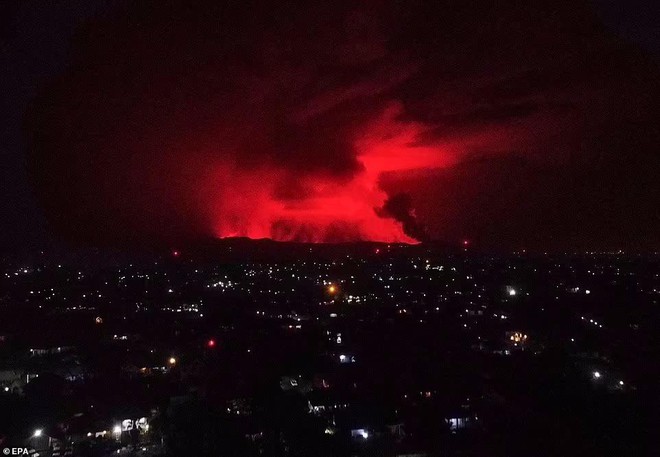 Núi lửa phun trào nhấn chìm nhà cửa ở Congo, 15 người thiệt mạng - Ảnh 4.