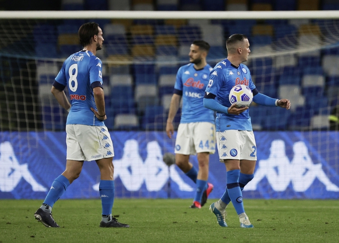 Ronaldo không thi đấu, Juventus vẫn đoạt vé dự Champions League - Ảnh 4.