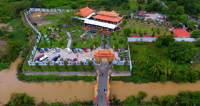 Bí mật nhà thờ Tổ bị đồn đoán 100 tỷ và chuyện Hoài Linh từ chối quyên góp tiền xây dựng - Ảnh 1.