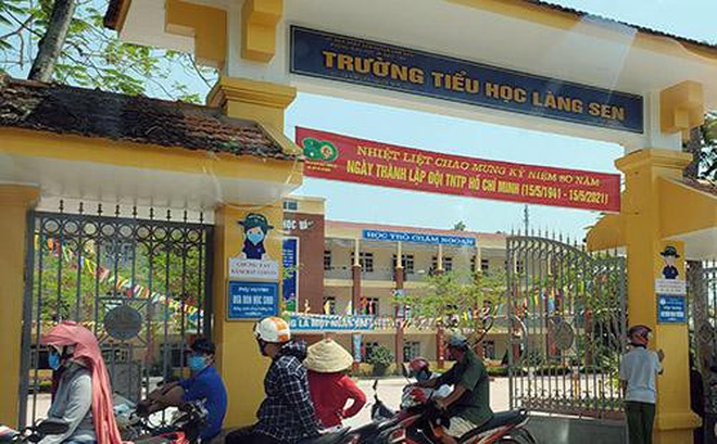 Trường Tiểu học làng Sen