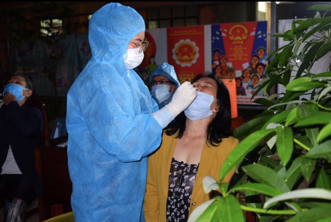 Viện trưởng Viện Pasteur TP HCM: Cách 'chặn đứng' sự lây lan của virus SARS