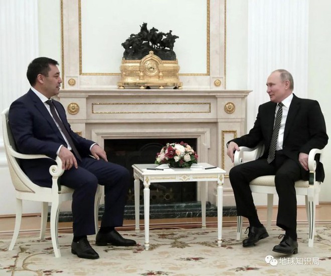 Ph&iacute;a sau vụ xung đột dẫm m&aacute;u ba ng&agrave;y vừa qua giữa Tajikistan v&agrave; Kyrgyzstan - Ảnh 12.