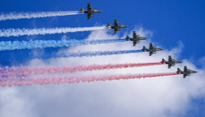 Choáng ngợp Không quân Nga diễn tập kỷ niệm 76 năm Ngày Chiến thắng - Ảnh 14.