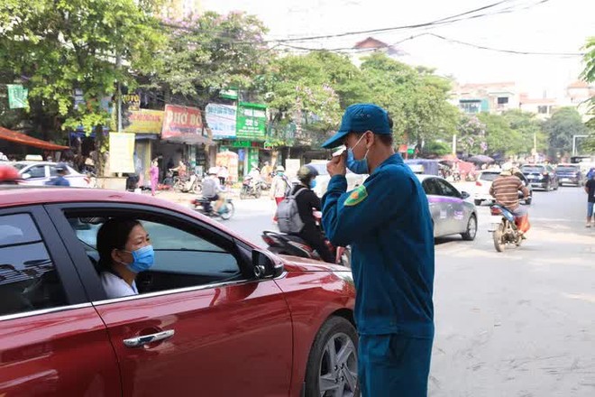  Cận cảnh Bệnh viện K Tân Triều dựng rào chắn, dừng tiếp nhận bệnh nhân  - Ảnh 4.