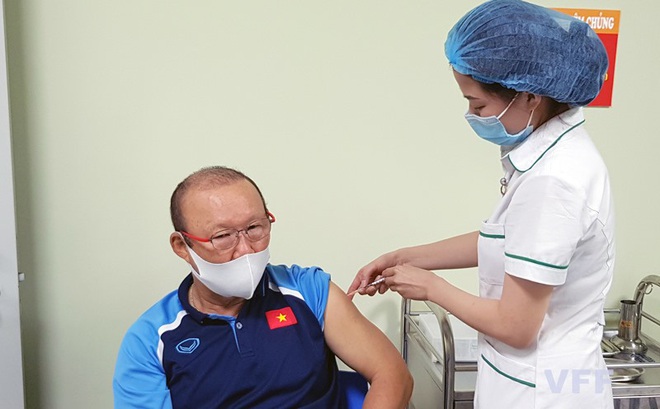 HLV Park Hang-seo sẽ được tiêm mũi thứ hai vaccine Covid-19 vào sáng 7/5 (Ảnh: VFF)