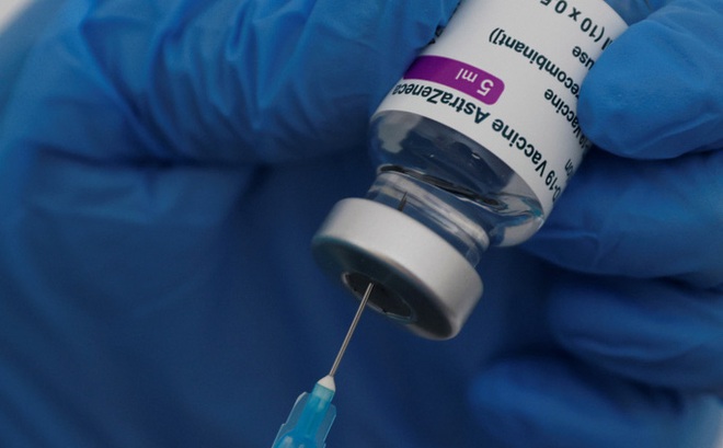 Anh cung cấp vắc-xin thay thế cho AstraZeneca đối với người dưới 40 tuổi. Ảnh: Reuters
