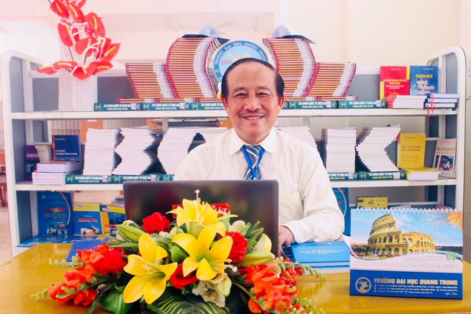 PGS.TS Nguyễn Huy Nga: Bài học từ nước Mỹ giãn cách xã hội mang lại lợi ích 5.300 tỷ đô la so với không giãn cách - Ảnh 2. PGS.TS Nguyễn Huy Nga: Bài học từ nước Mỹ giãn cách xã hội mang lại lợi ích 5.300 tỷ đô la so với không giãn cách - Ảnh 2.
