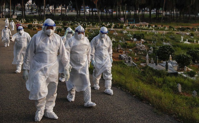 Chuyên gia vũ khí sinh học Anh: Nhiều phòng thí nghiệm có thể để sổng virus nguy hiểm
