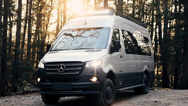 Mercedes-Benz Sprinter 3500 hóa thành nhà di động sang trọng cho giới thượng lưu mê phượt - Ảnh 1. Mercedes-Benz Sprinter 3500 hóa thành nhà di động sang trọng cho giới thượng lưu mê phượt - Ảnh 1.