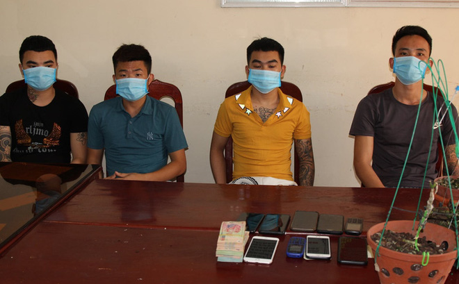 Các đối tượng lừa bán lan đột biến bị công an huyện Thanh Liêm, Hà Nam triệt phá