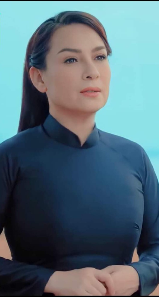 Kể vụ Phi Nhung hát ở chùa đòi 40 triệu cát-xê, Lưu Chấn Long: Tôi nói sự thật, không sợ gì hết - Ảnh 1. Kể vụ Phi Nhung hát ở chùa đòi 40 triệu cát-xê, Lưu Chấn Long: Tôi nói sự thật, không sợ gì hết - Ảnh 1.