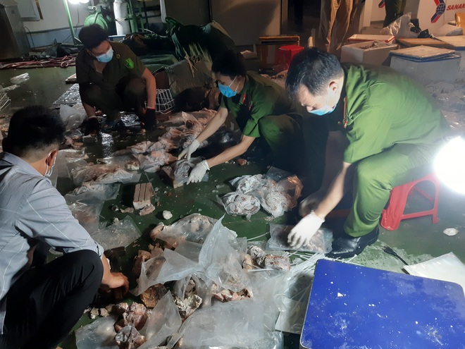 Nóng: Cảnh sát đột kích phá chuyên án hơn 500kg ma túy giấu trong dạ dày lợn, mô tơ điện - Ảnh 8. Nóng: Cảnh sát đột kích phá chuyên án hơn 500kg ma túy giấu trong dạ dày lợn, mô tơ điện - Ảnh 8.