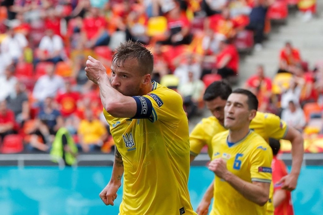 Ukraine 2-1 Bắc Macedonia: Hay ngoài mong đợi - Ảnh 2.