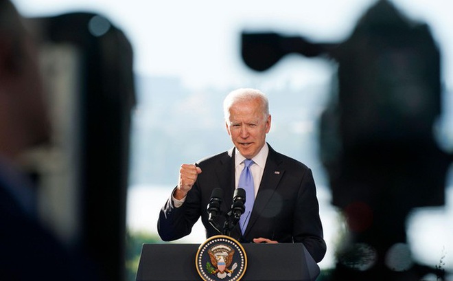 Tổng thống Mỹ Joe Biden tổ chức họp báo sau Tổng thống Nga Putin. Ảnh: AP