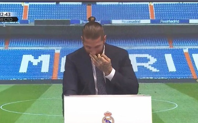 Ramos bật khóc trong buổi họp báo