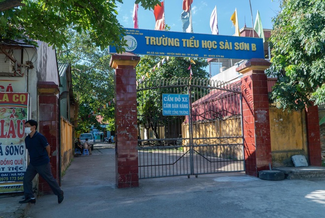 Vụ cô giáo Tuất: Camera của trường hỏng ngày cô Tuất tố bị học sinh đánh, bắn đạn giấy - Ảnh 1. Vụ cô giáo Tuất: Camera của trường hỏng ngày cô Tuất tố bị học sinh đánh, bắn đạn giấy - Ảnh 1.