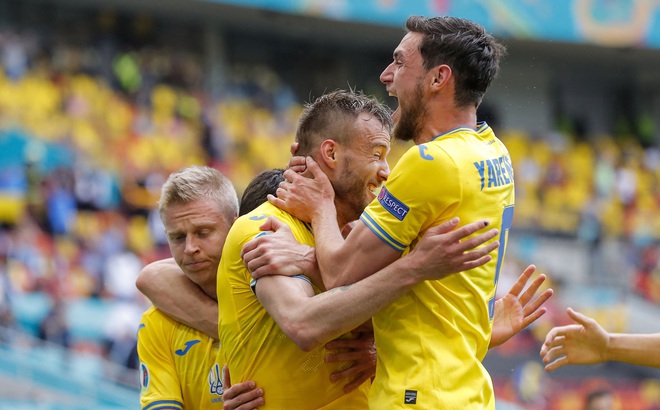 Ukraine có chiến thắng đầu tiên tại VCK EURO 2020