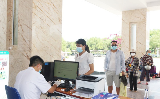 Ca dương tính SARS-CoV-2 được phát hiện thông qua hoạt động sàng lọc, phân luồng tại Bệnh viện Đa khoa tỉnh Lào Cai