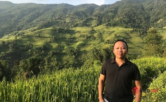 Ông Nguyễn Hữu Cường – Tổng giám đốc Công ty TNHH Du lịch quốc tế Tràng An đã bán 4 lô đất, xoay đủ hướng kinh doanh để duy trì công ty chờ hết dịch bệnh để có thể kinh doanh trở lại.