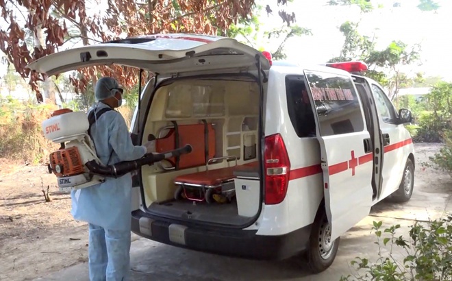 Cụ bà 80 tuổi và nam thanh niên trốn khỏi khu cách ly Bệnh viện dã chiến số 1 ở Trà Vinh