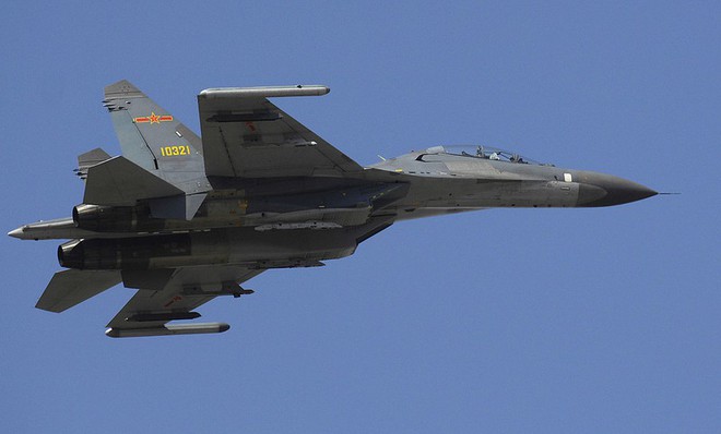 Mỹ phá dự án 11 tỷ USD, sờ lại cáo buộc ám sát nhằm vào TT Putin: Moscow tuyên bố nóng - S-300 Syria nhận lệnh bắn hạ F-35 Anh nếu cần? - Ảnh 1.