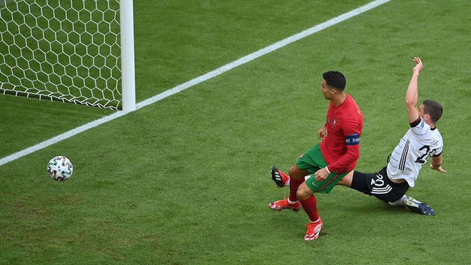 Jose Mourinho: Có Bruno, Bồ Đào Nha chỉ thi đấu với 10 người - Ảnh 3.