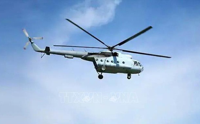 Máy bay trực thăng quân sự Mi-8 được thiết kế từ thời Liên Xô trước đây trong một buổi bay huấn luyện ở miền Tây Ukraine. Ảnh minh họa: NDTV/TTXVN