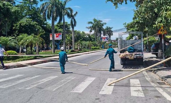 Nghệ An: 1 ca mang chủng siêu lây nhiễm, 3 ổ dịch lớn Covid-19 ở Nghệ An là những nơi nào? - Ảnh 2.