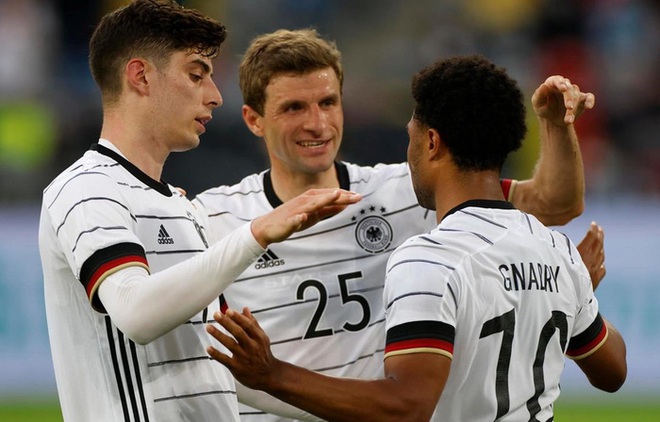Danh thủ Effenberg: Anh là đối thủ dễ nhất dành cho Đức ở vòng 1/8 Euro 2020 - Ảnh 1.