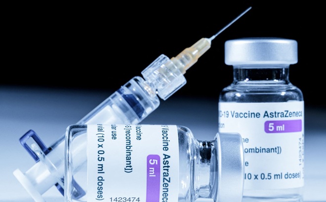 Vaccine ngừa COVID-19 của Hãng dược phẩm AstraZeneca. Ảnh: AFP/TTXVN