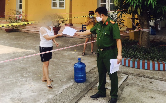 Không đeo khẩu trang trong khu cách ly còn chửi bới người cùng phòng, 2 phụ nữ bị phạt gần 8 triệu đồng