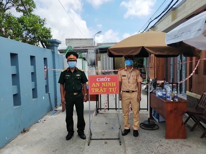 Thêm 62 ca COVID-19 trong sáng nay, 6 ca chưa rõ nguồn lây; Xét nghiệm khẩn hàng nghìn công nhân ở Thủ Đức - Ảnh 1.