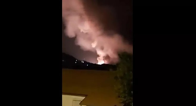 Máy bay trinh sát Nga bị tấn công ở Syria: Lật mặt “kẻ to gan” - Xe tăng M1A2 Abrams Mỹ bị tập kích, kíp lái bỏ chạy thục mạng - Ảnh 2.