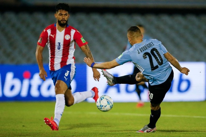 Suarez tịt ngòi, Uruguay hòa không bàn thắng với Paraguay - Ảnh 3.