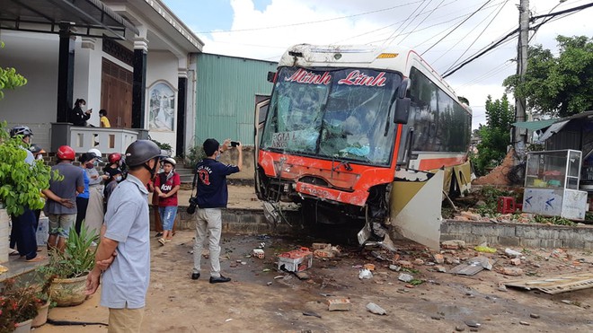 Nhân chứng kể lại vụ tai nạn thảm khốc ở Đắk Lắk - Ảnh 1.
