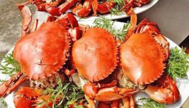 Coi chừng ngộ độc khi ăn hải sản - Ảnh 2.