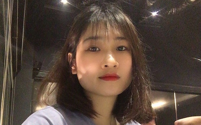 Nữ điều dưỡng Phạm Thị Huế chuẩn bị cho chuyến đi dài ngày vào tâm dịch Bắc Giang