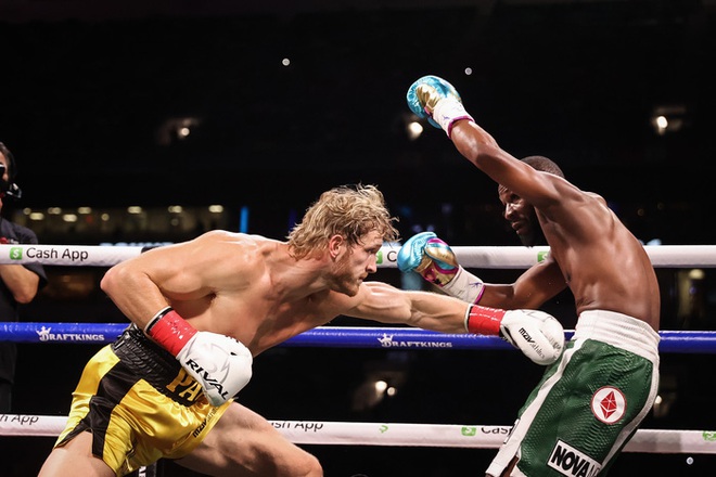 Thống kê đáng chú ý sau trận Mayweather vs Logan Paul: Tỷ lệ ra đòn trúng đích của Youtuber cực thấp - Ảnh 2.