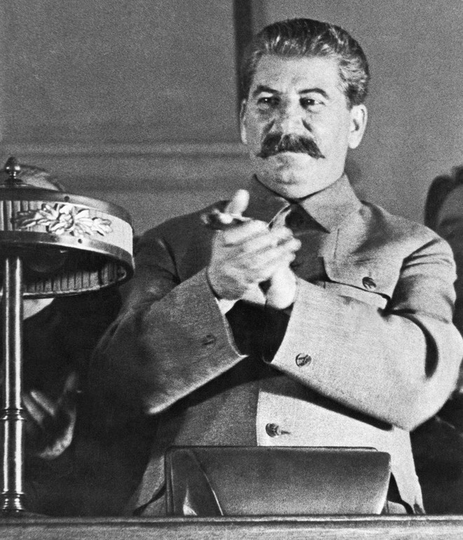 Bóc tách giai thoại về Stalin: Sự thật về đội vệ sĩ khổng lồ và lối sống không vật chất - Ảnh 4.
