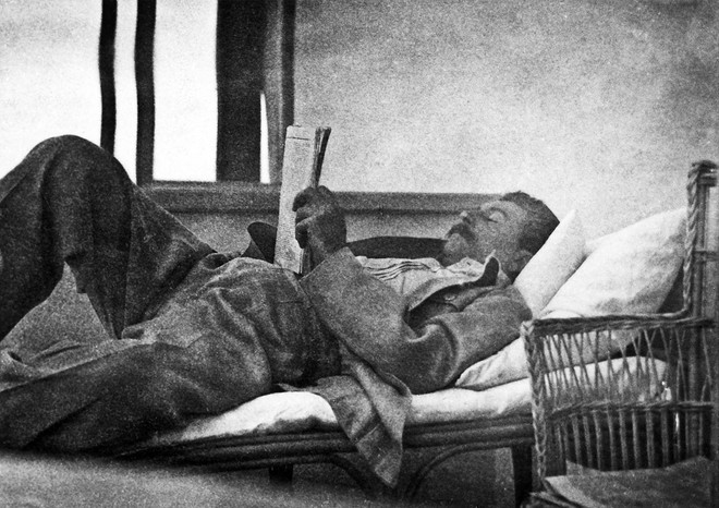 Bóc tách giai thoại về Stalin: Sự thật về đội vệ sĩ khổng lồ và lối sống không vật chất - Ảnh 5.