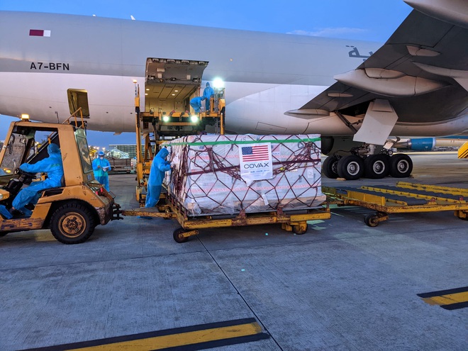 Đại sứ quán Mỹ: 2 triệu liều vắc xin Moderna do Mỹ tài trợ đã có mặt tại Việt Nam! - Ảnh 4.