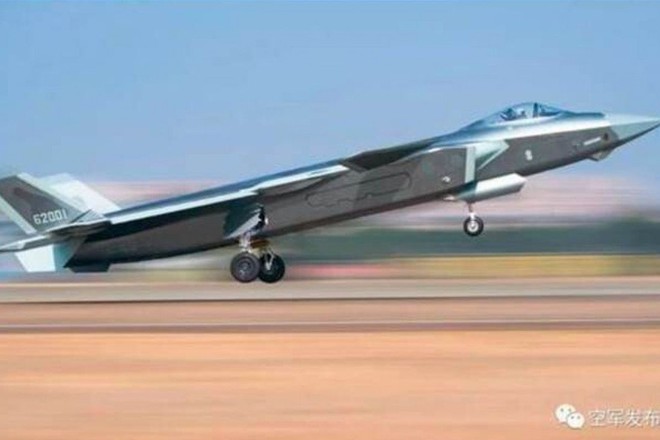 Tướng Mỹ tiết lộ tin chấn động về âm mưu đảo chính của TT Trump - MiG-31 và Su-35 Nga xuất kích khẩn cấp đánh chặn B-52 Mỹ - Ảnh 2.